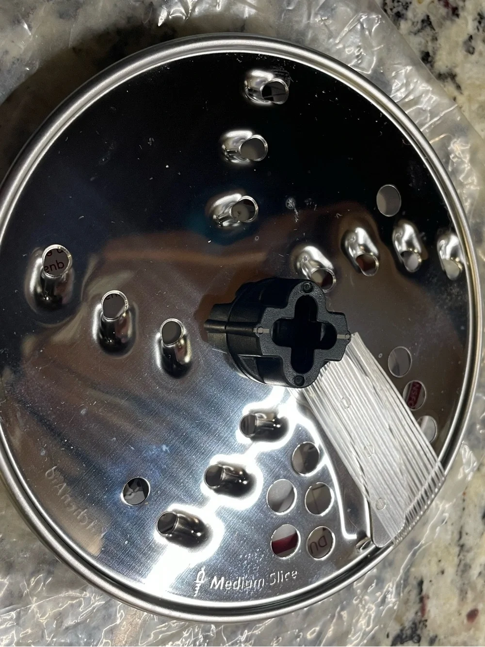 KitchenAid *New* Medium Shred Slicing Blade Disc (Only the Disc)